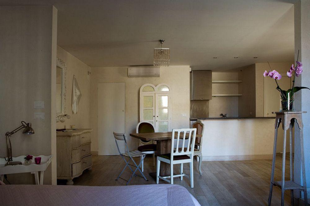 Bb 22 Charming Rooms & Apartments Palermo Kültér fotó